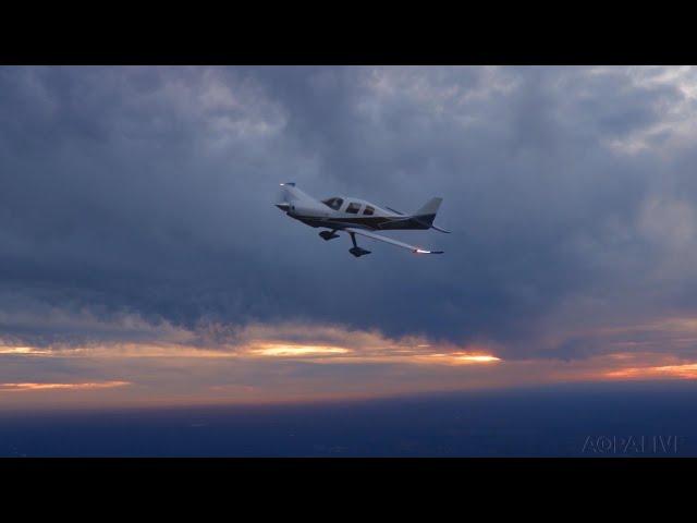 Fly the speedy Lancair Mako