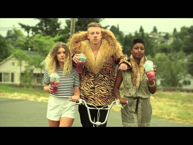 Mackelmore - Thirft Shop feat. Cody The Screaming Dog