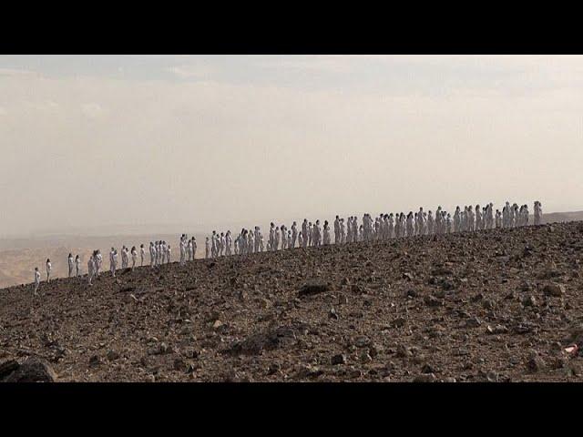 Models pose nude for Spencer Tunick shoot in Israel