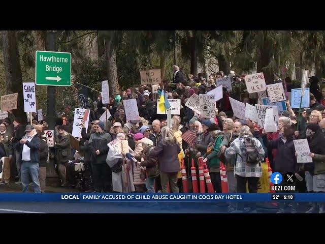 Oregon town hall discusses federal layoffs