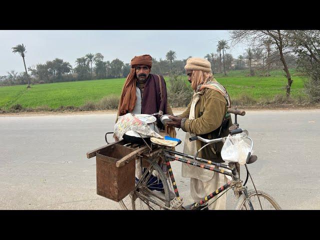 Old method of selling street food on bike and eating village life