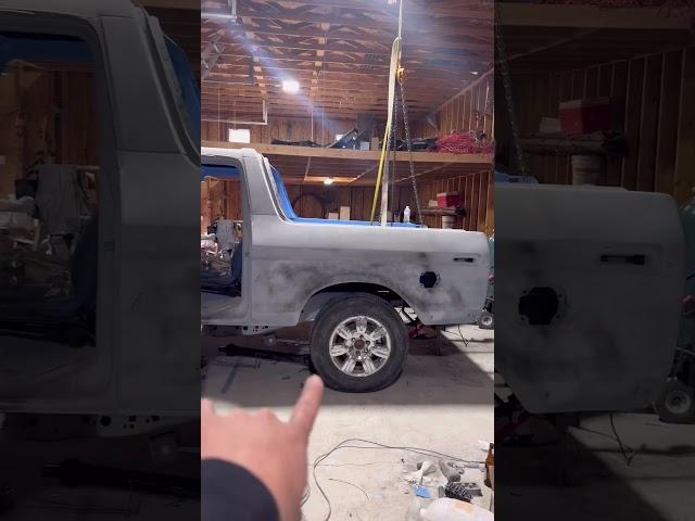 Bronco is now bolted to the f-150  #bronco#restoration