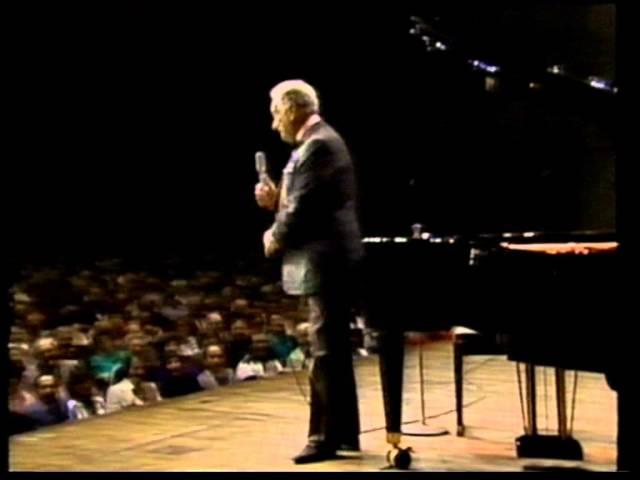 Victor Borge act 1