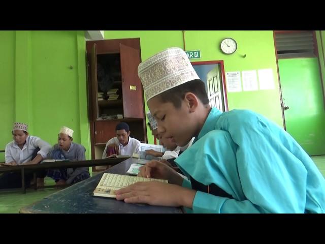 Video pengajian tahfiz Darulullum Ar Rahimiyah.