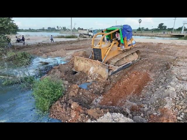 Bulldozer Stuck In Deep Mud Recovery By CAT Excavator 0003 D