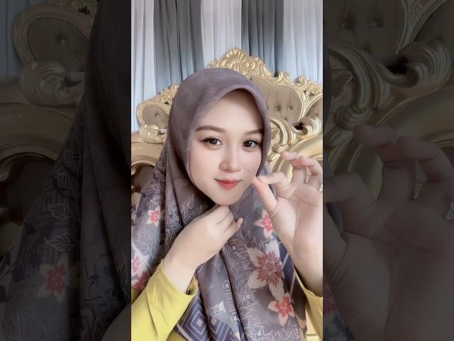 Tutorial Hijab Segi Empat Motif Premium Simple #hijabstyle #hijab #shorts #tutorialhijab