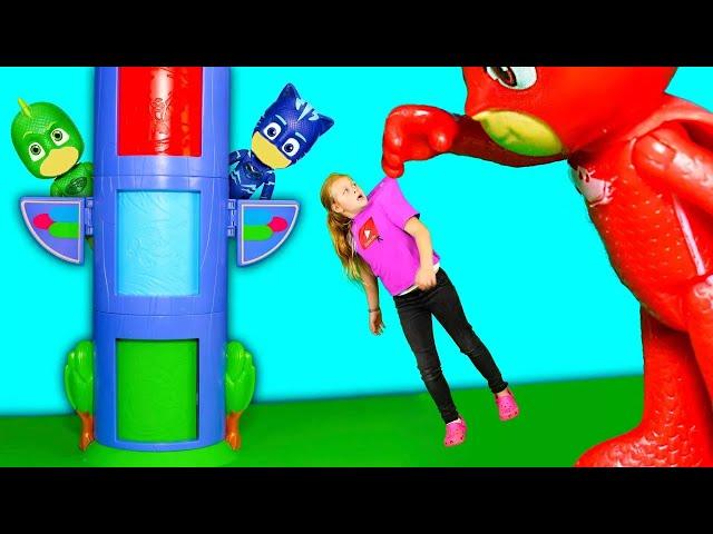 PJ Masks Transforming Tower Shrinks the Assistant with Paw Patrol