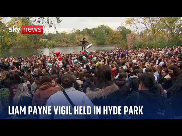 Liam Payne death: One Direction fans hold memorial in Hyde Park