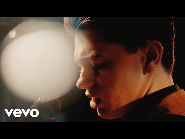 Elliot James Reay - I Think They Call This Love (Official Music Video)