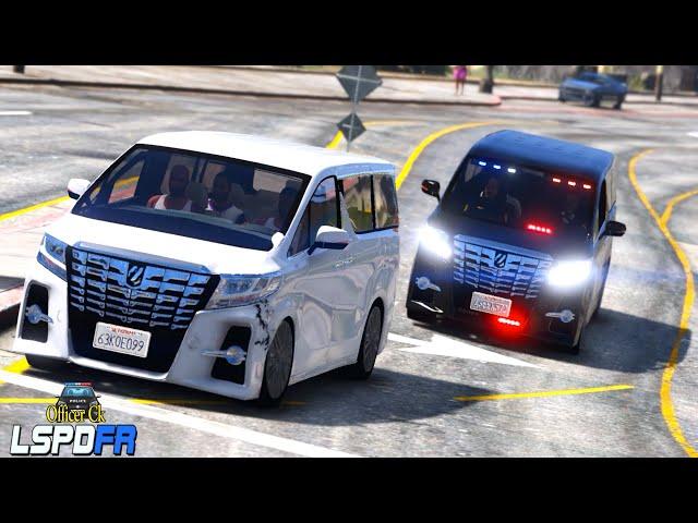 【Officer Ck】GTA5 警察模組 LSPDFR Toyota Alphard的猛烈追逐戰！看你快還是我快！