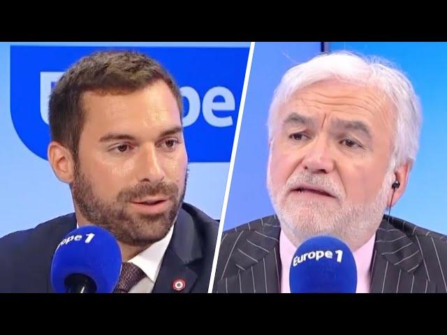 "Remplacez Hanouna sur C8 !" : un auditeur s'attaque à Julien Odoul (RN) et Pascal Praud