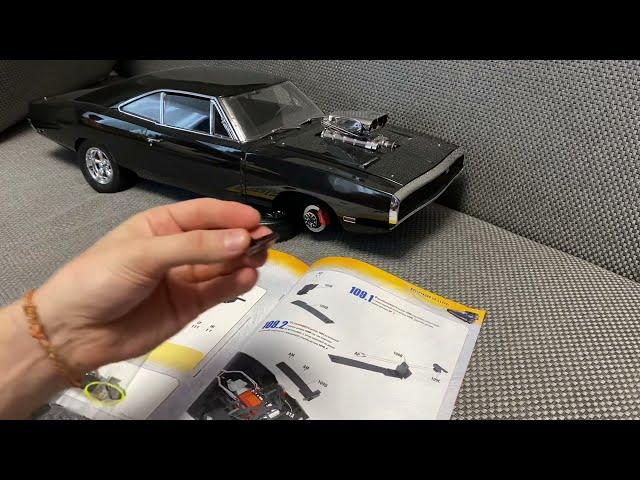 Dodge Charger R/T 1:8 Деагостини 109. Assembly Dodge Charger R/T DeAgostini  109
