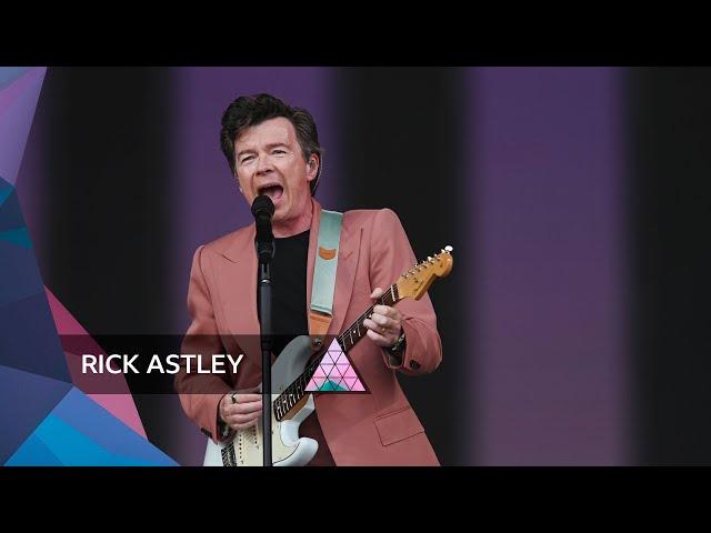 Rick Astley - Never Gonna Give You Up (Glastonbury 2023)