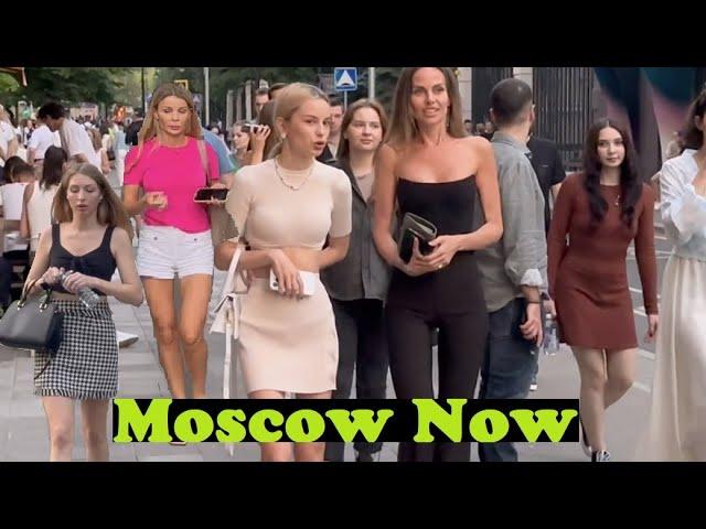 Beautiful Russian Girls going out in Moscow (August, 2023)