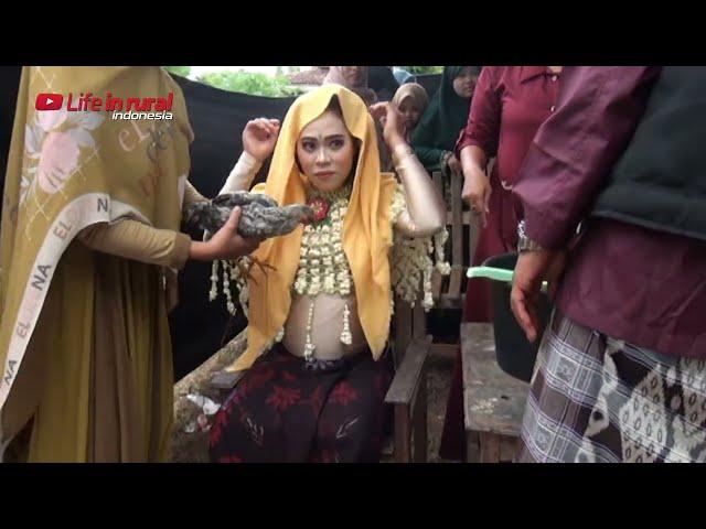 indonesian village girl life, Seven months pregnant ritual in rural Indonesia