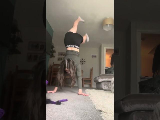 How to do a handstand: easy ,simple : have fun guys 