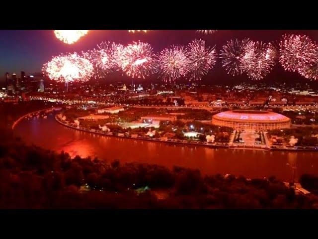 Праздничный салют в Москве продлился четверть часа