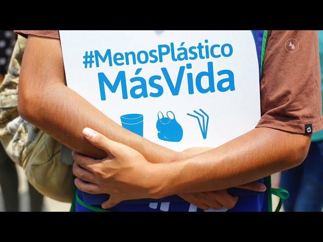 Nueva Alianza por menos desechos plásticos