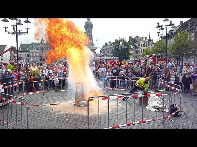 Don't use water to put out a grease fire! Firefighter shows what happens. Don't try this at home.