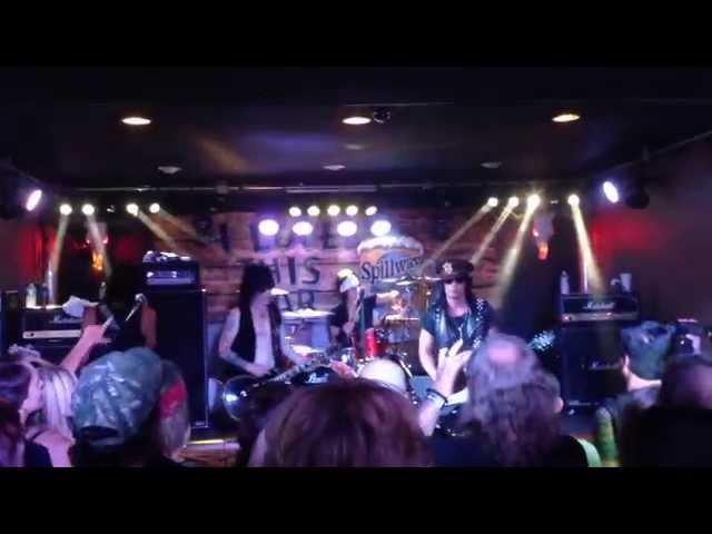 LA Guns~6.25.14' ~Thanks Berry the Music Man`There is Music@end of Dirt Road4moses