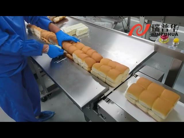 Bread packaging machine Big bread flow wrapping machinery