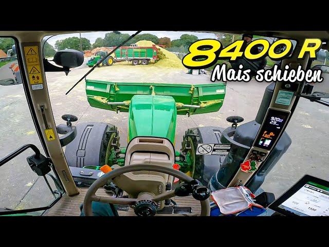 John Deere 8400 R  | Mais schieben mit 450 PS! | Bauer Struck in 4K (UHD)