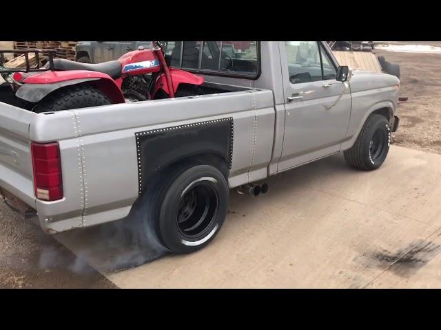 1985 f150 Inline 6 300 CID (4.9 L) single turbo burnout (boosted beaver)