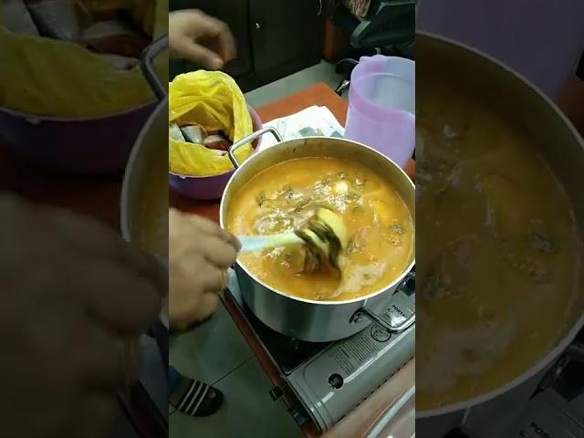 Patin Tempoyak in making. mantopp.. #hufferchannel