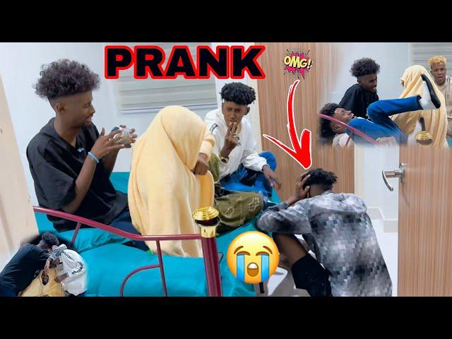 PRANK KII UGU NAXTINTA BADNAA ABID AYAAN KU SAMEENAY SIDAN MUFILENIN MACALINKA