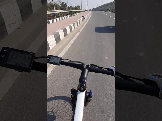 Electric Cycle | Climbing Steep Flyover | Pedal Assist 5 | Top Speed 25kmph | EMotorad T-REX