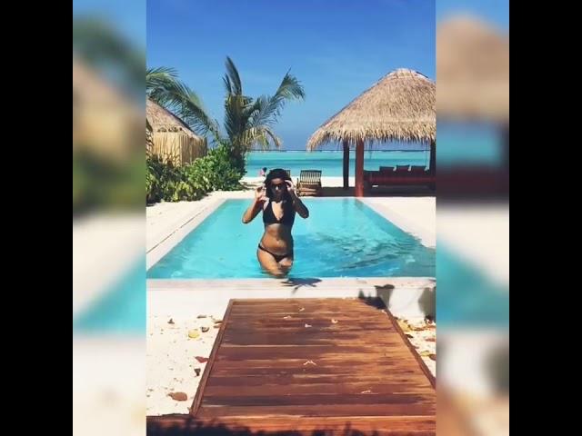 Hardik pandya's wife Natasha in bikini wear swimming