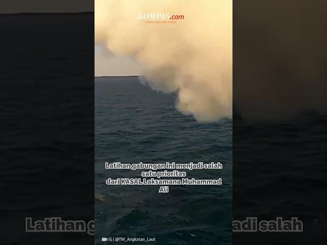 Momen Kapal Perang TNI AL Tembakkan Rudal