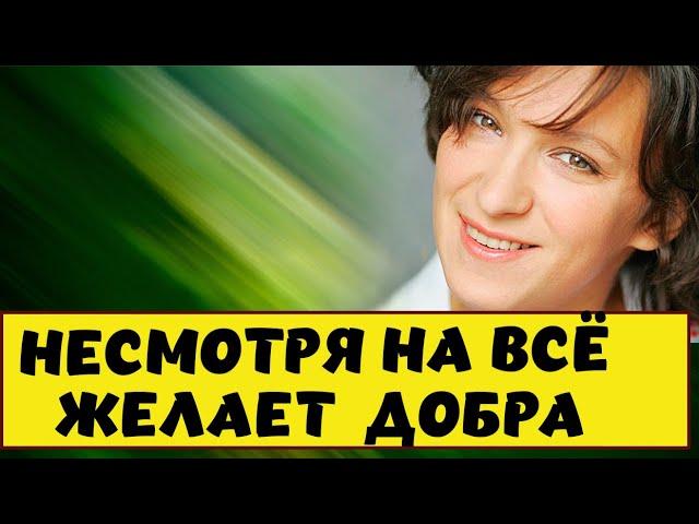 Что случилось? Олеся Железняк протянула руку взбешенной Анне Кошмал.