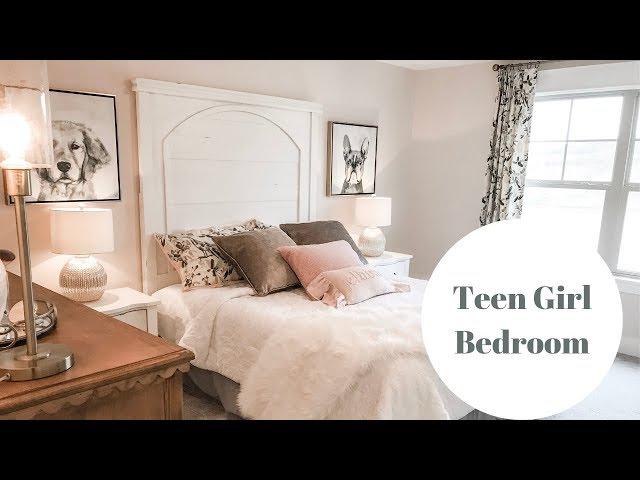 Teen Girl Bedroom|DIY Wall Decor