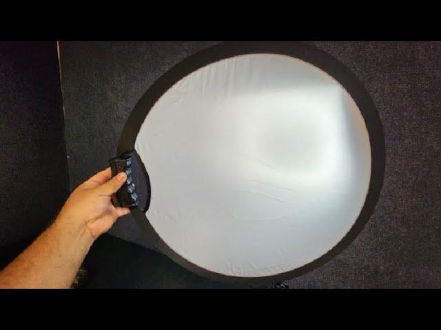 SmallRig 22' 56cm Photography Reflector Review, A good size for portability