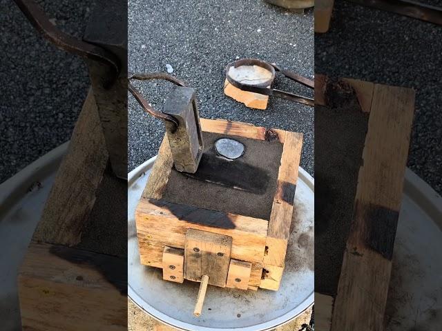 Casting Copper - Pouring Molten Copper #copper #brass #bronze #casting