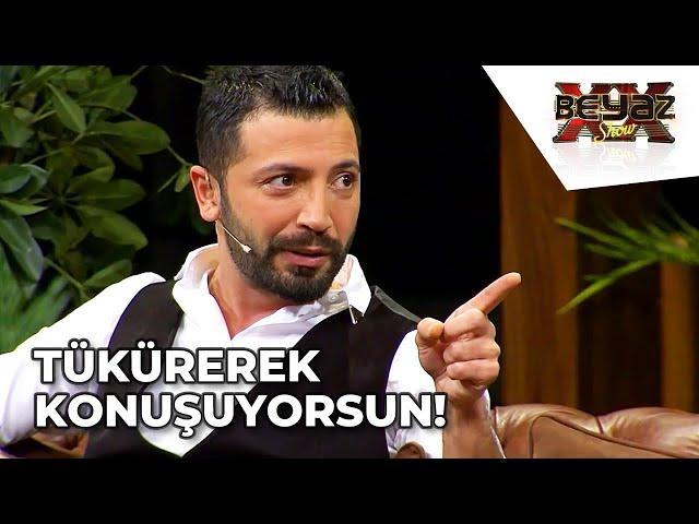 Aşkım Kapışmak Beyaz'ın Beden Dili Analizini Yapıyor! - Beyaz Show