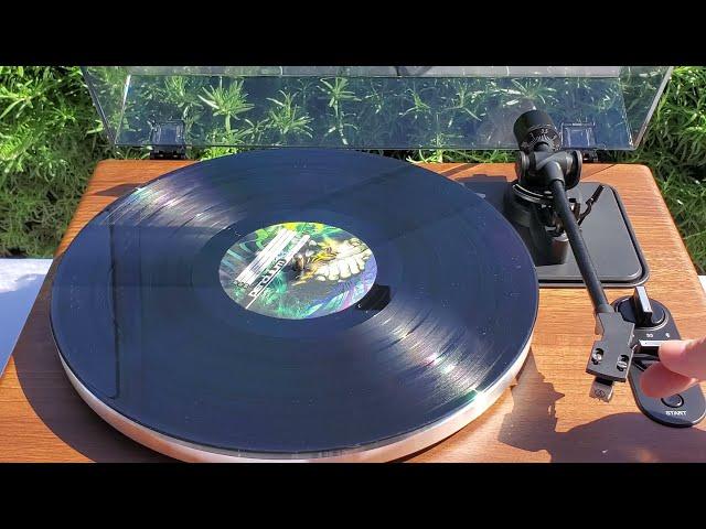 By One High Fidelity Belt Drive Turntable with Built-in Speakers | UNBOXING & Quick Setup