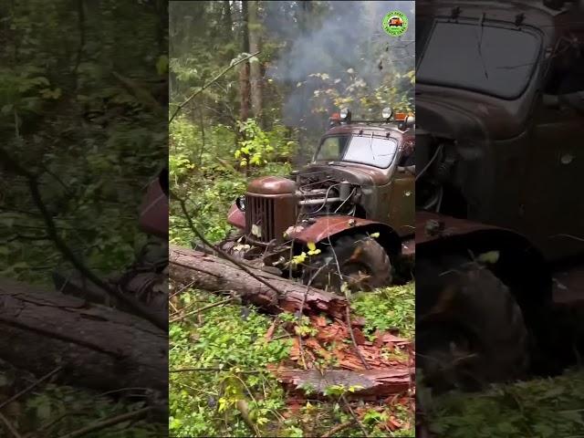 Zil 157 old off-road monster #truck #amazing #offroad #zil157 #old #car #monster #6x6 #global #world