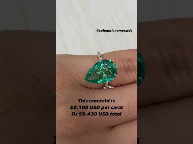 How much is a natural Colombian emerald with pricing