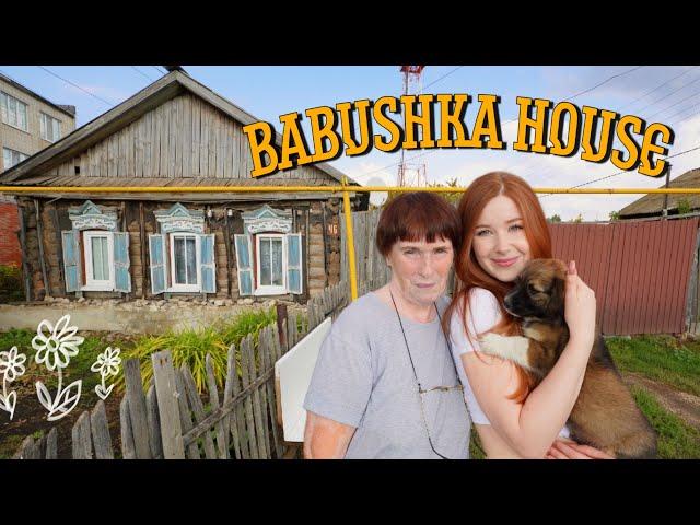 Inside Rustic Russian Village House  (IZBUSHKA tour)
