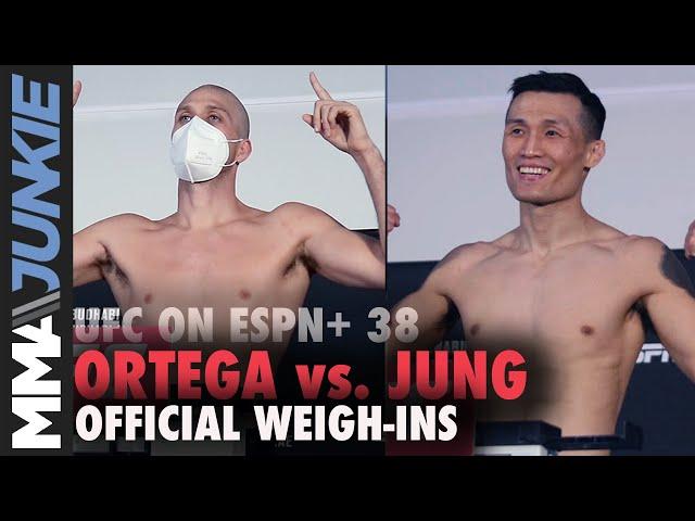 Brian Ortega shaves head, makes weight for Korean Zombie | UFC on ESPN+ 38 weigh-in highlight