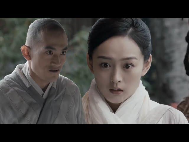 Kung Fu Movie! Girl Maliciously Teases Shaolin Monk, Faces Retribution on the Next Second!