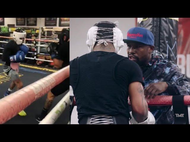 Floyd Mayweather WATCHING Gervonta Davis SPARRING a Welterweight & gives Tank TIPS (Throw Back￼)