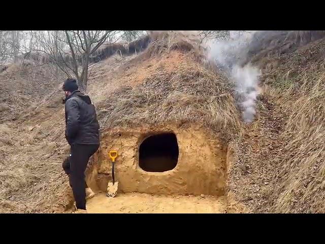 Building a dugout on the Hungry Wolf Trail.In this video, I