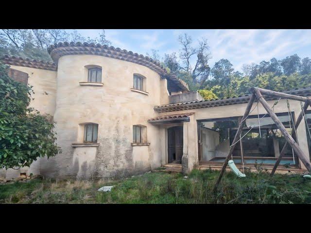 CETTE VILLA DE LUXE ABANDONNEE a un lien avec NABILA ? [ URBEX ]