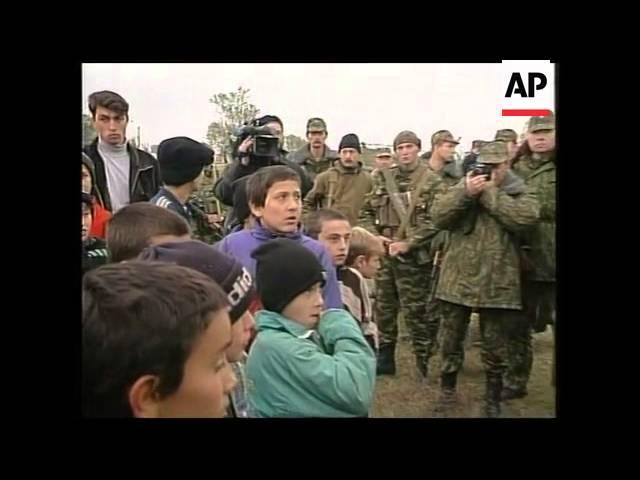 RUSSIA: CHECHNYA:  PREMIER PUTIN RALLIES TROOPS