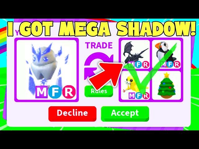 I traded the worlds first mega ice golem (adopt me)