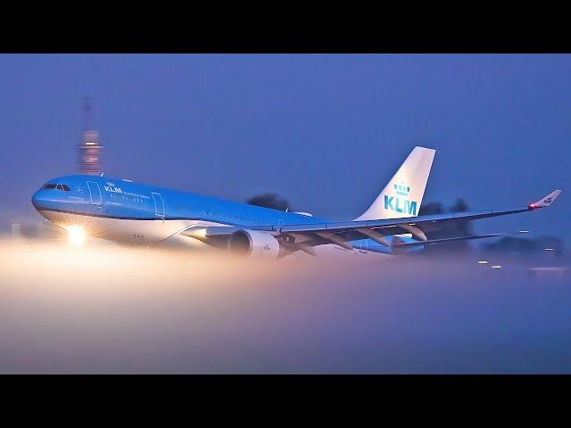 FOGGY Morning at Schiphol Airport - 38 LANDINGS During the Inbound Rush