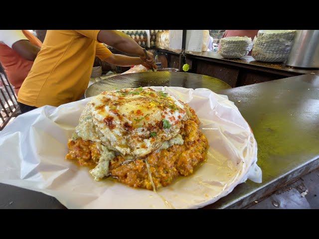 Mumbai's Famous Maharaja Omelet | Indian Street Food